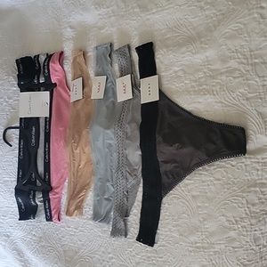7 XL Thongs NWT